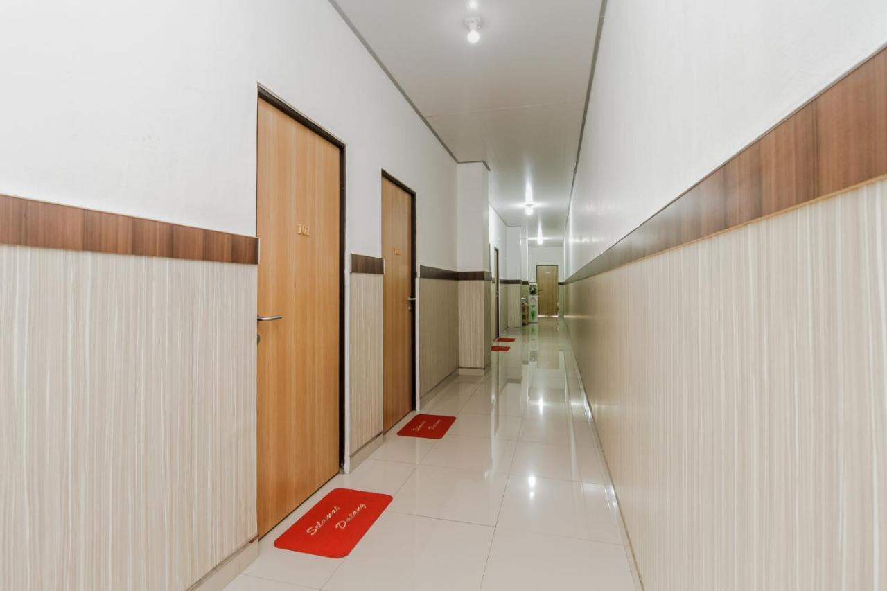 Reddoorz Syariah Near Rsu Suaka Insan Banjarmasin Hotel Banjarmasin  Ngoại thất bức ảnh